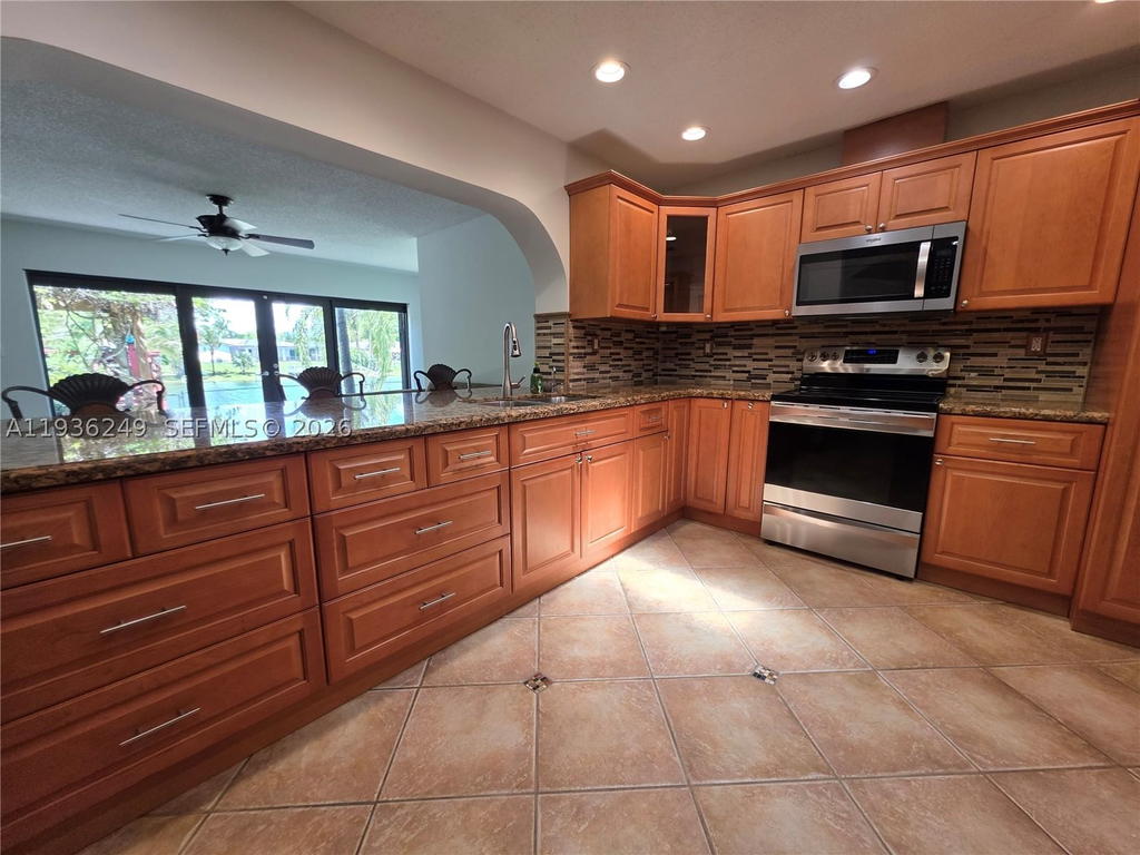 Real estate property located at 14545 75th St, Miami-dade, Kendale Lakes Sec Eight, Miami, FL