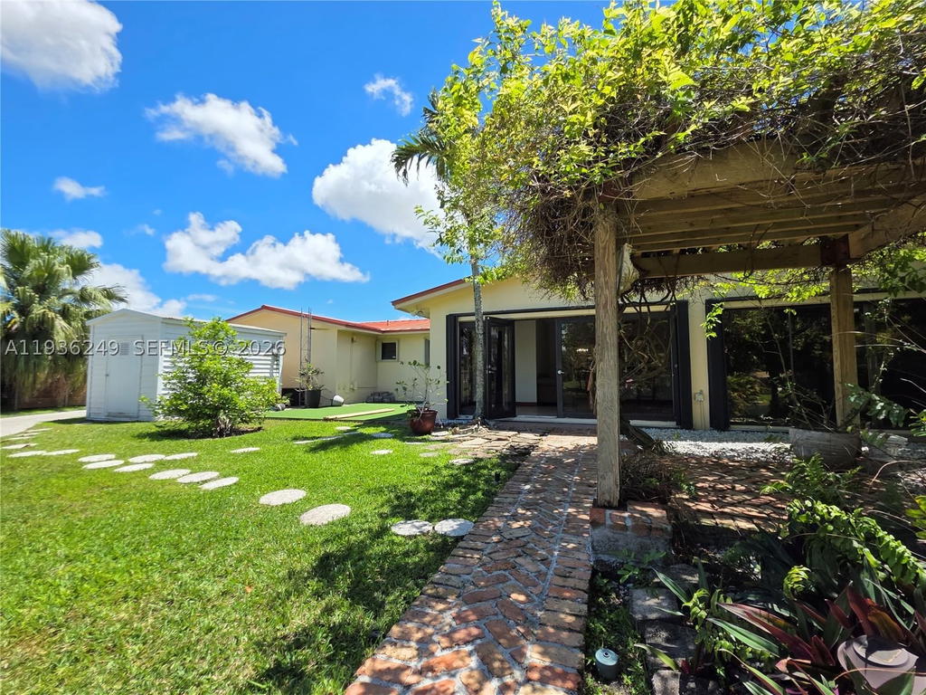 Real estate property located at 14545 75th St, Miami-dade, Kendale Lakes Sec Eight, Miami, FL