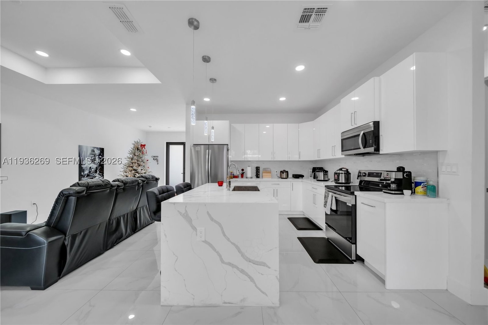 Real estate property located at 1112 Clark Ave, Lee, Lehigh Acres, Lehigh Acres, FL
