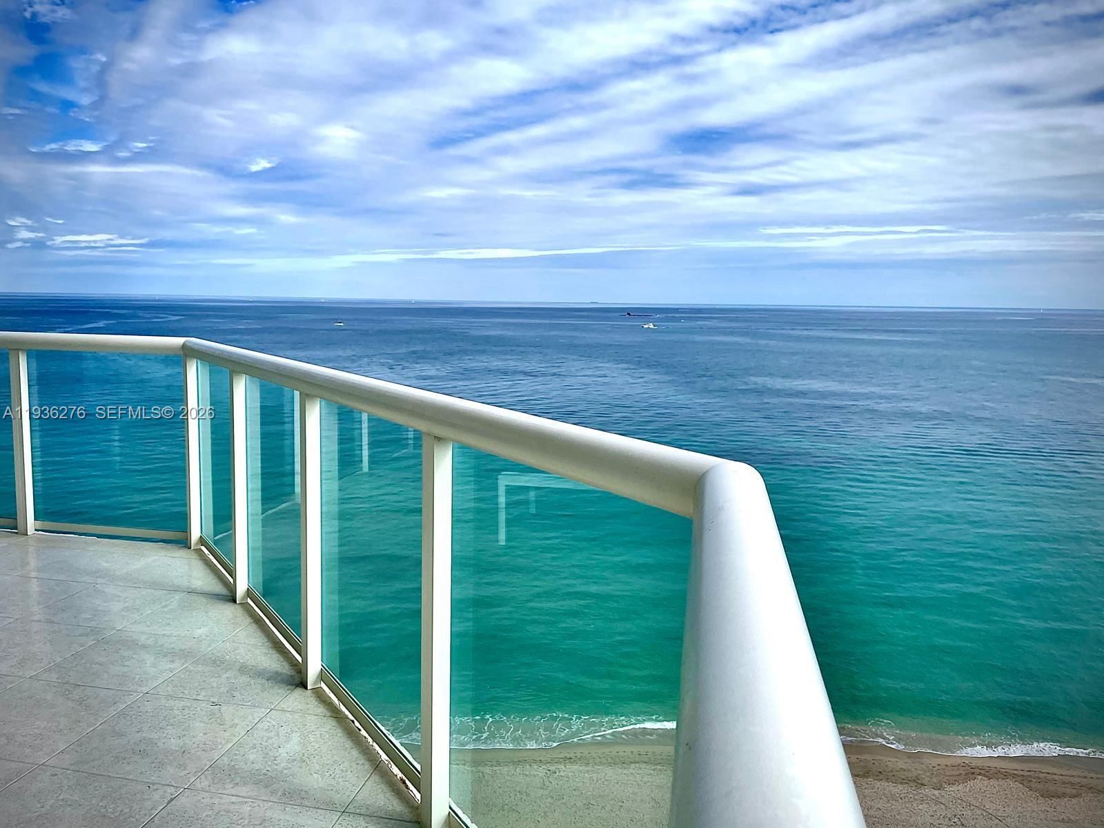 Real estate property located at 6001 Ocean Dr #905, Broward, Renaissance On The Ocean, Hollywood, FL