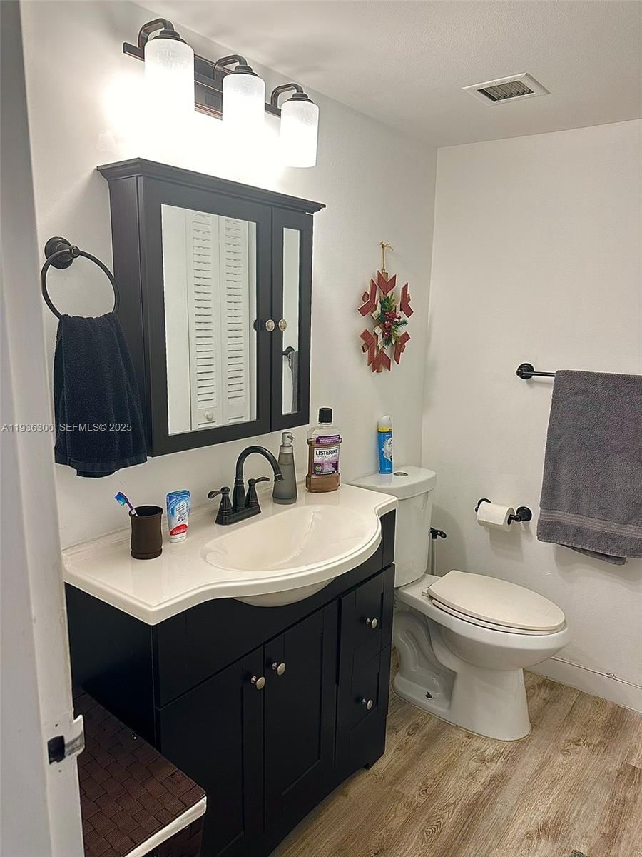 Real estate property located at 13499 Biscayne Blvd #1013, Miami-dade, Sailboat Cay Condo, North Miami, FL