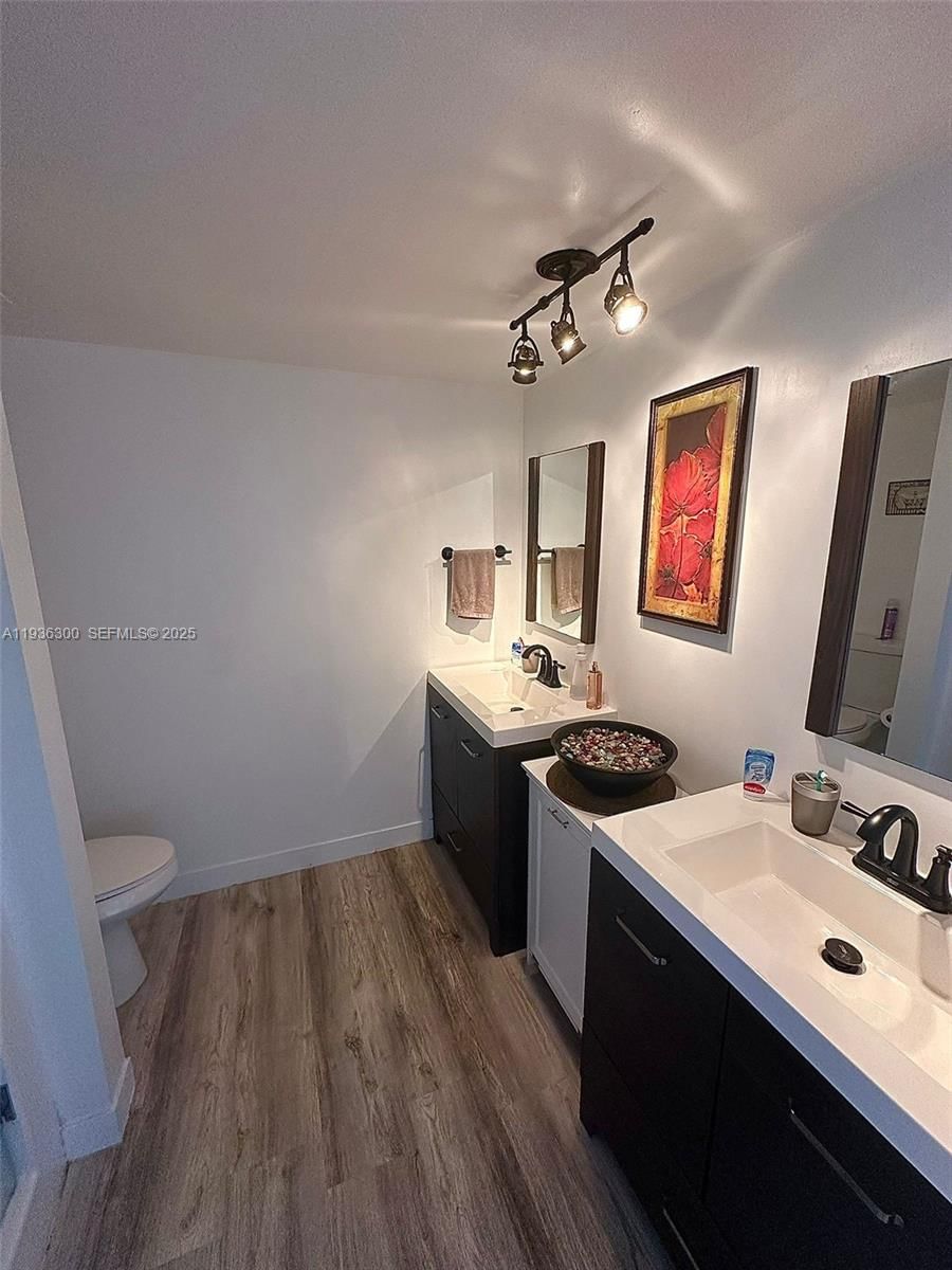 Real estate property located at 13499 Biscayne Blvd #1013, Miami-dade, Sailboat Cay Condo, North Miami, FL