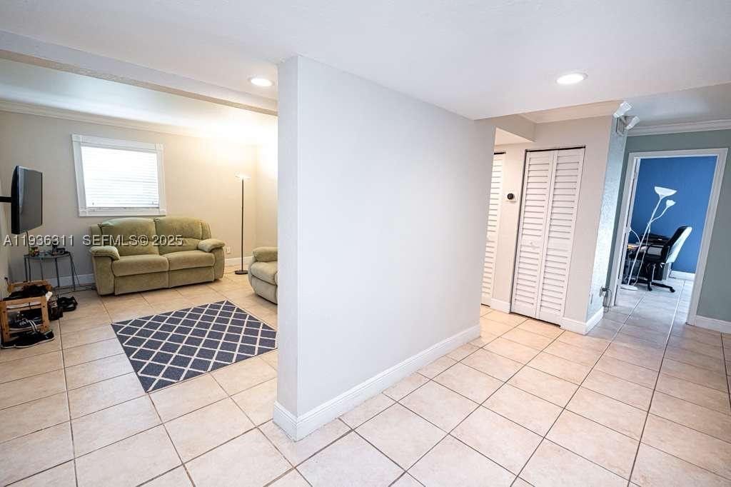 Real estate property located at 8600 109th Ave #4-114, Miami-dade, Courtyards At Kendall Con, Miami, FL