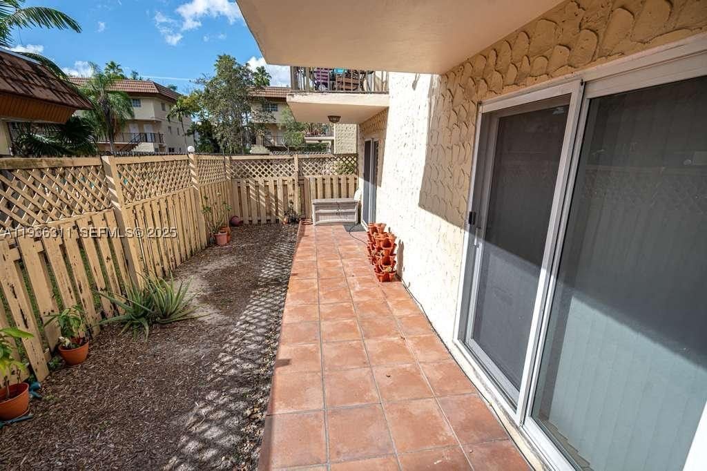 Real estate property located at 8600 109th Ave #4-114, Miami-dade, Courtyards At Kendall Con, Miami, FL