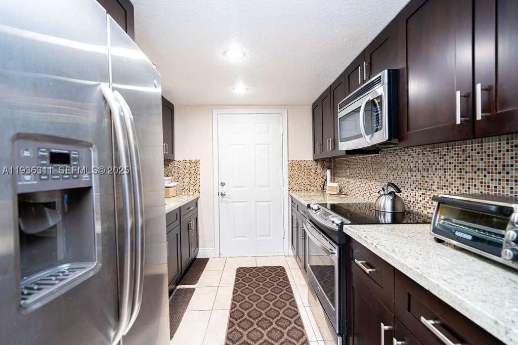 Real estate property located at 8600 109th Ave #4-114, Miami-dade, Courtyards At Kendall Con, Miami, FL