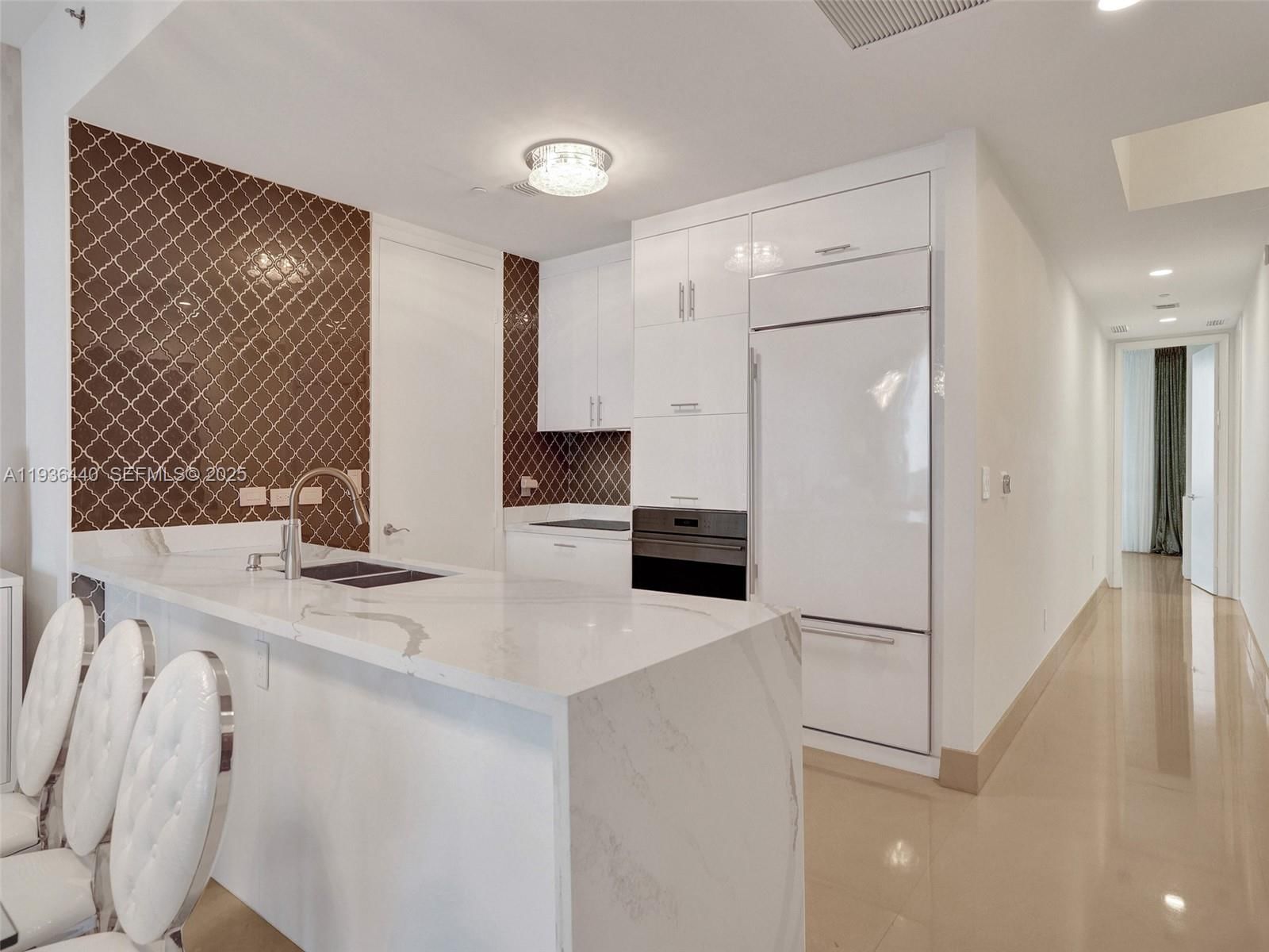 Real estate property located at 16001 Collins Ave #702, Miami-dade, Tdr Tower I Condo, Sunny Isles Beach, FL