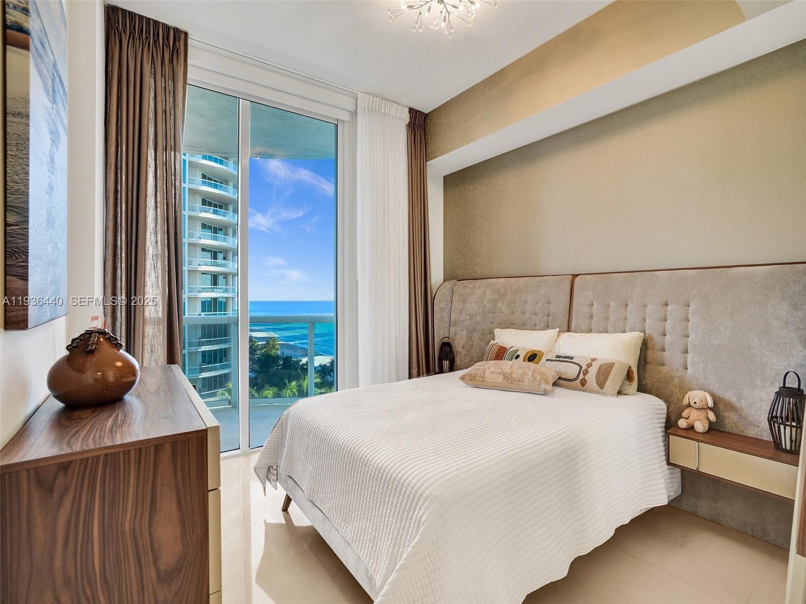 Real estate property located at 16001 Collins Ave #702, Miami-dade, Tdr Tower I Condo, Sunny Isles Beach, FL