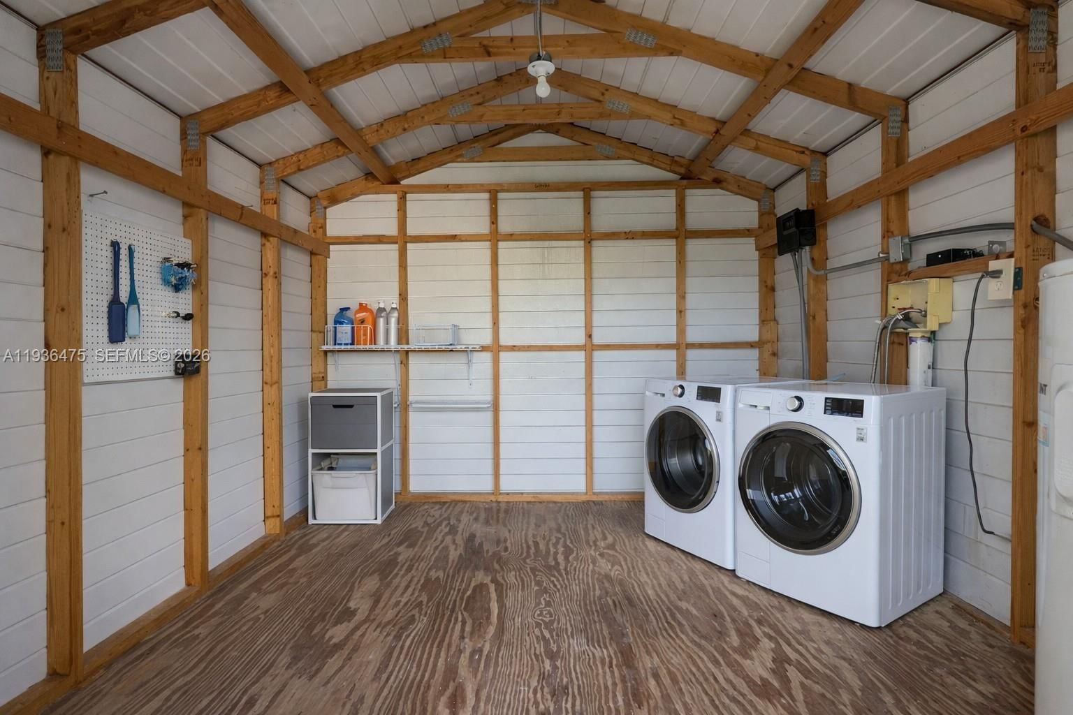 Real estate property located at 1032 11th Pl, Broward, Lauderdale Manors Add, Fort Lauderdale, FL