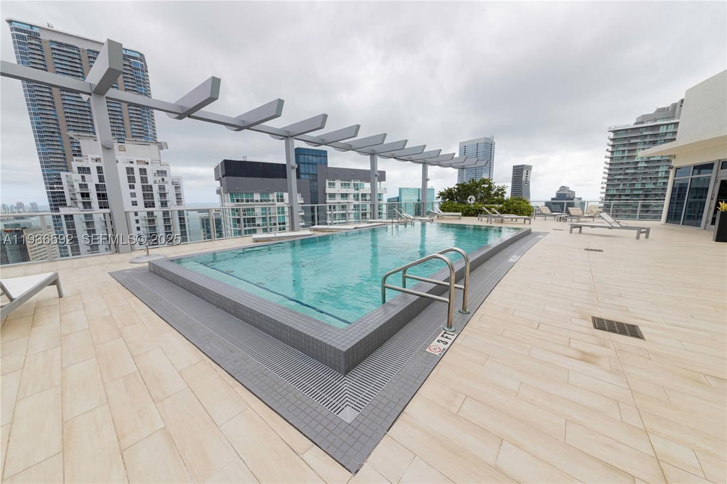 Real estate property located at 1100 Miami Ave #1707, Miami-dade, Millecento, Miami, FL