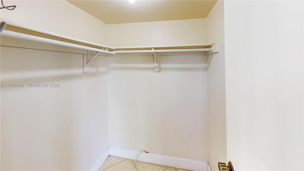 Real estate property located at 1300 122nd Ave #419B-2, Miami-dade, Peninsula At Intl Gardens, Miami, FL