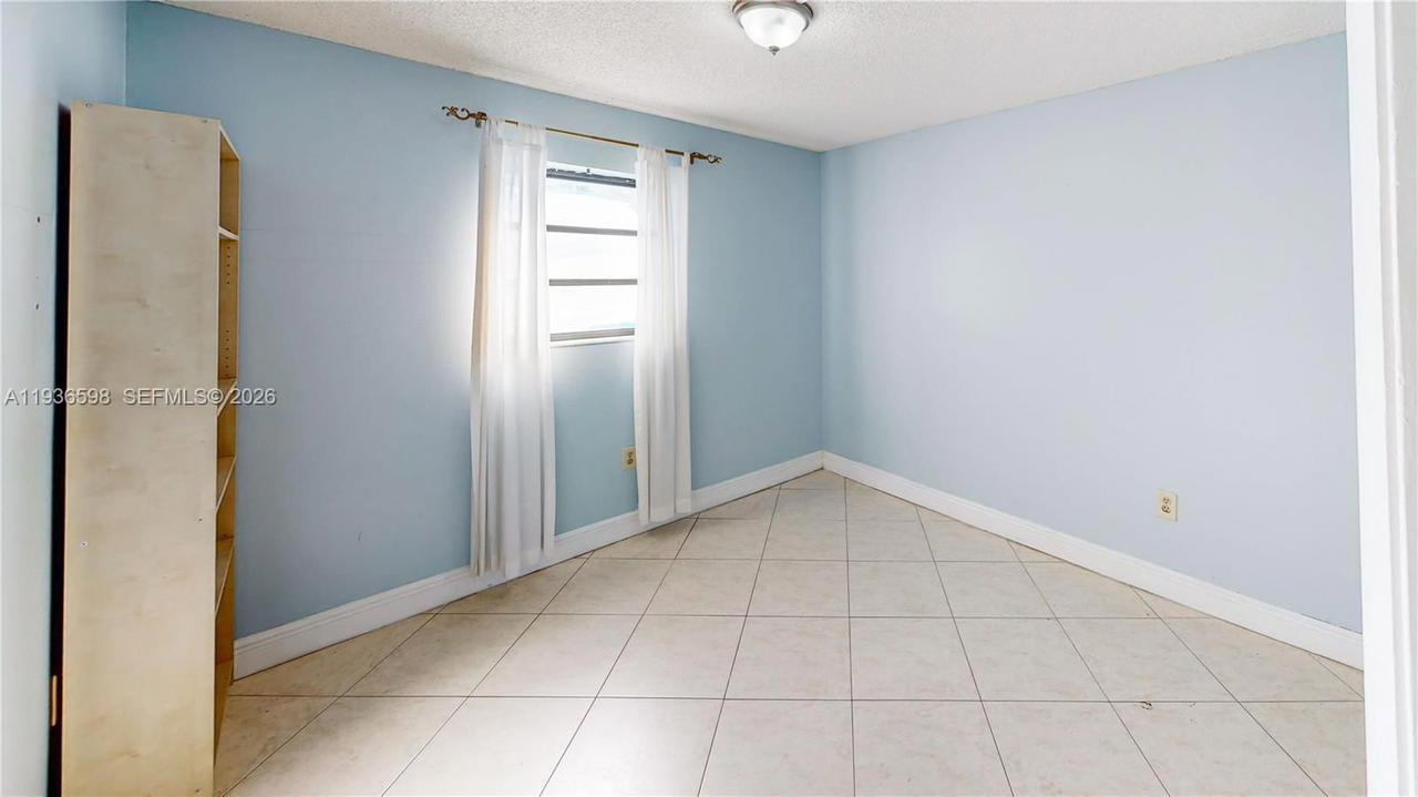 Real estate property located at 1300 122nd Ave #419B-2, Miami-dade, Peninsula At Intl Gardens, Miami, FL
