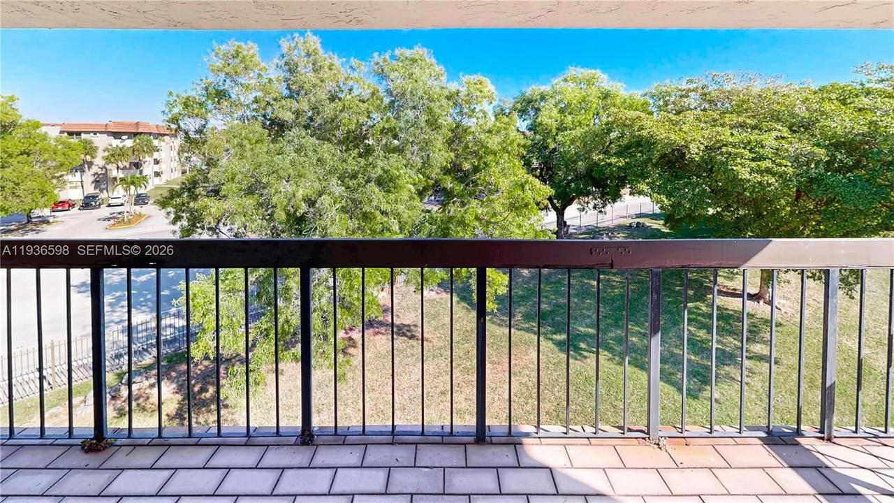 Real estate property located at 1300 122nd Ave #419B-2, Miami-dade, Peninsula At Intl Gardens, Miami, FL