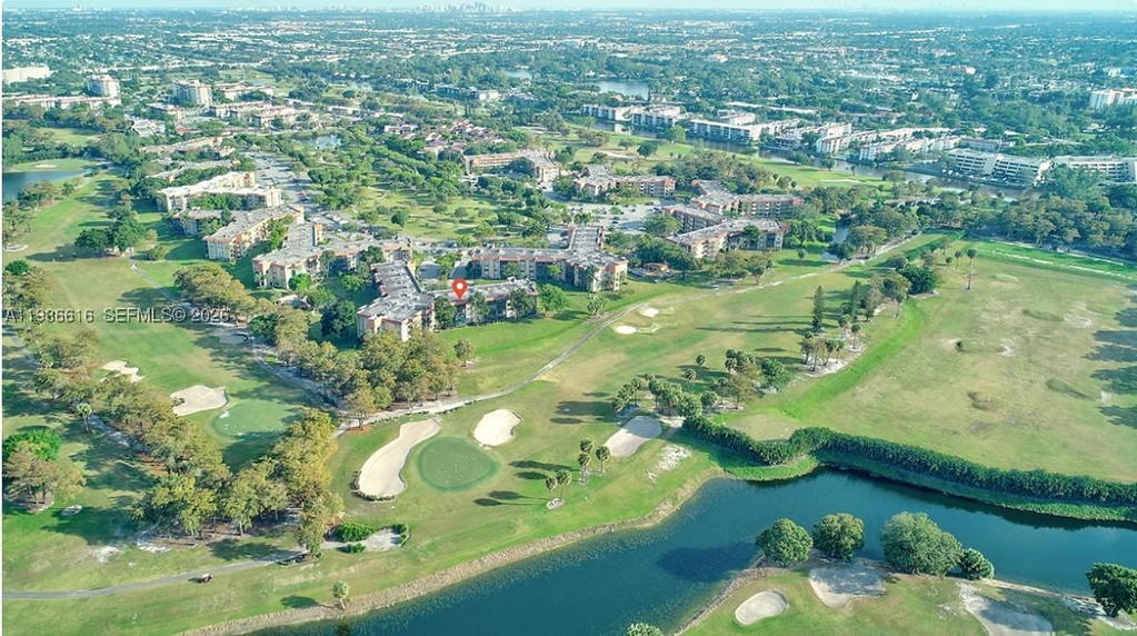 Real estate property located at 6301 Falls Cir Dr #313, Broward, Inverrary Country Club, Lauderhill, FL