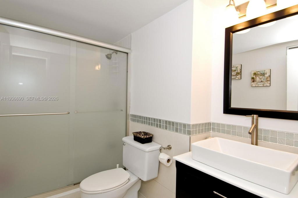 Real estate property located at 600 Three Islands Blvd #622, Broward, Olympus Condo, Hallandale Beach, FL
