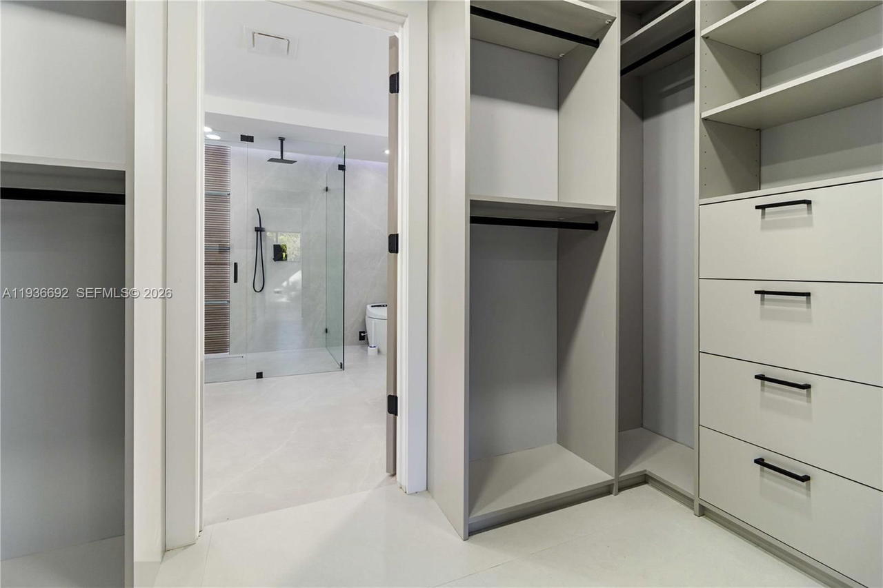 Real estate property located at 5420 Lincoln St, Broward, Hollywood Hills, Hollywood, FL