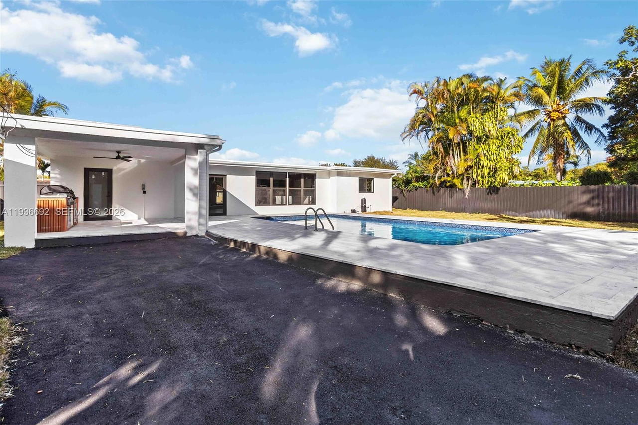 Real estate property located at 5420 Lincoln St, Broward, Hollywood Hills, Hollywood, FL