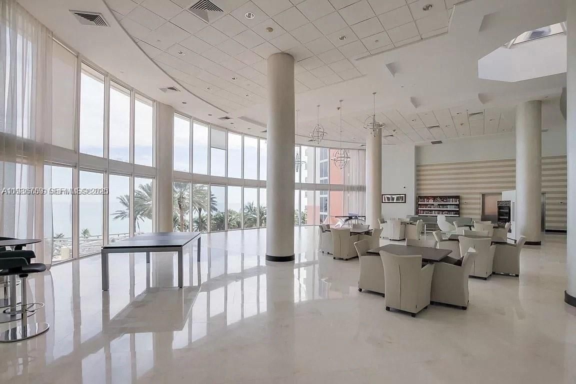 Real estate property located at 19333 Collins Ave #1109, Miami-dade, Ocean One Condo, Sunny Isles Beach, FL