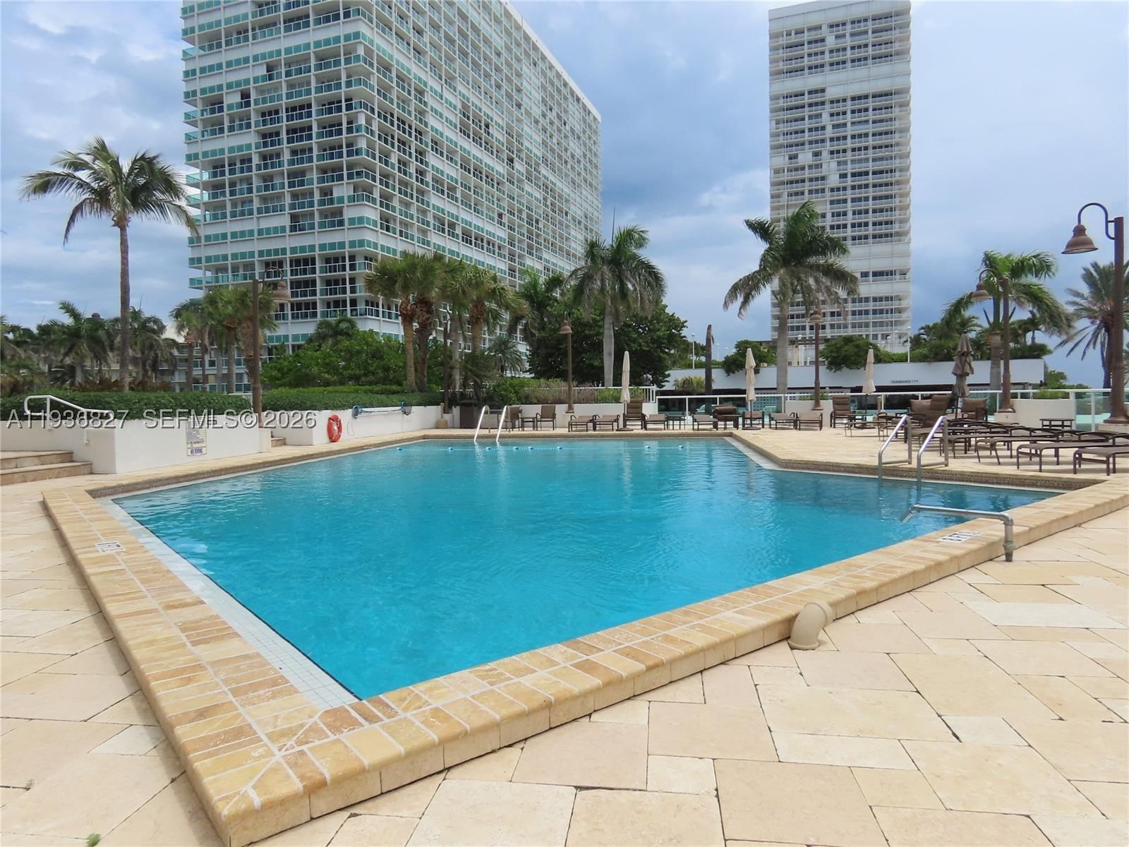 Real estate property located at 2000 Ocean Dr #309, Broward, Everglades House Condo, Fort Lauderdale, FL