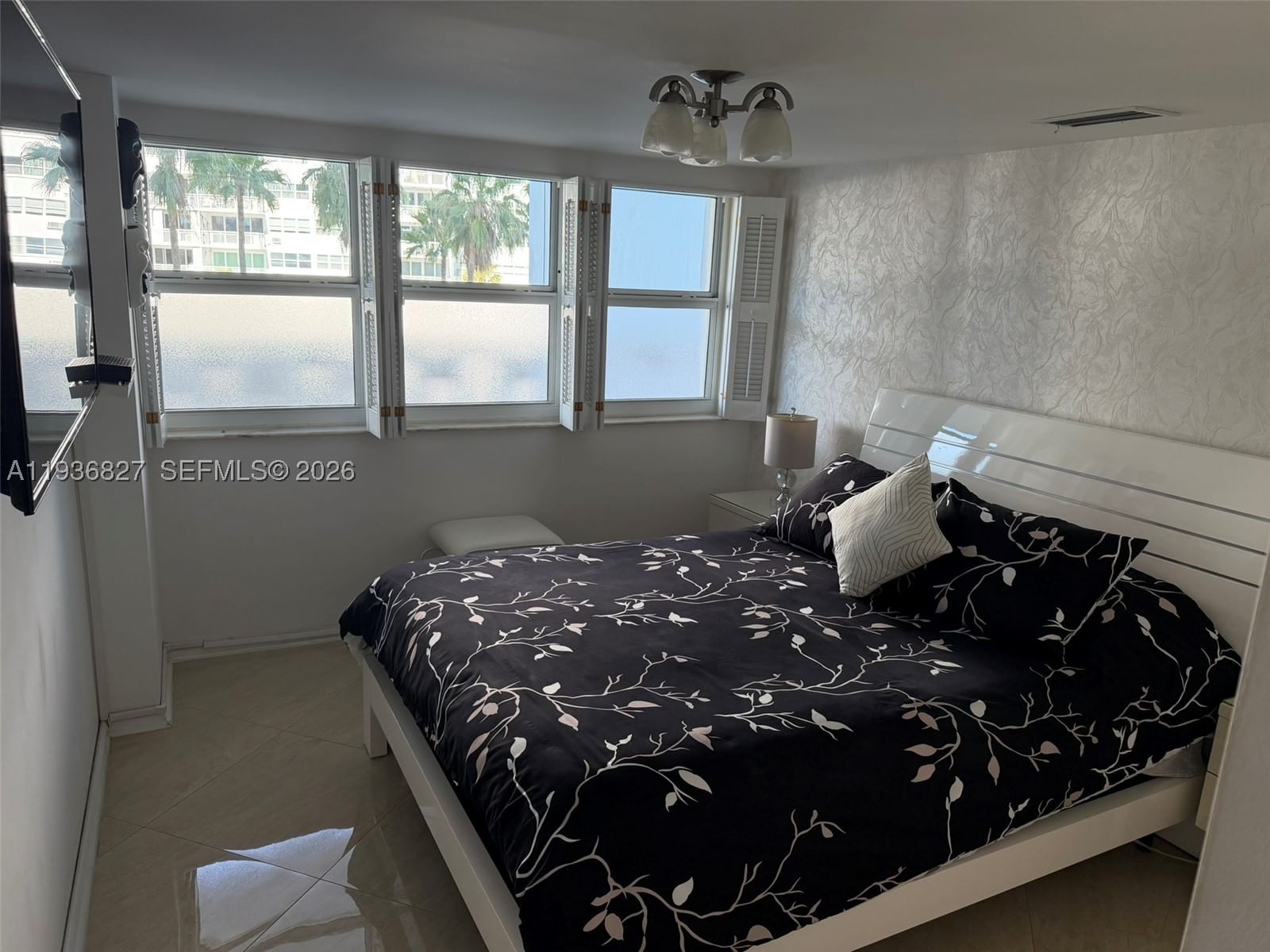 Real estate property located at 2000 Ocean Dr #309, Broward, Everglades House Condo, Fort Lauderdale, FL