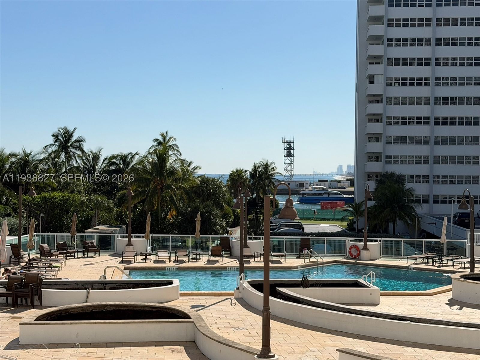 Real estate property located at 2000 Ocean Dr #309, Broward, Everglades House Condo, Fort Lauderdale, FL