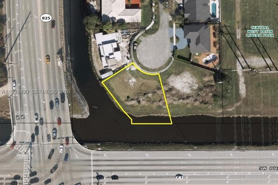 Real estate property located at 550 136th Pl, Miami-dade, El Tovar At University Par, Miami, FL