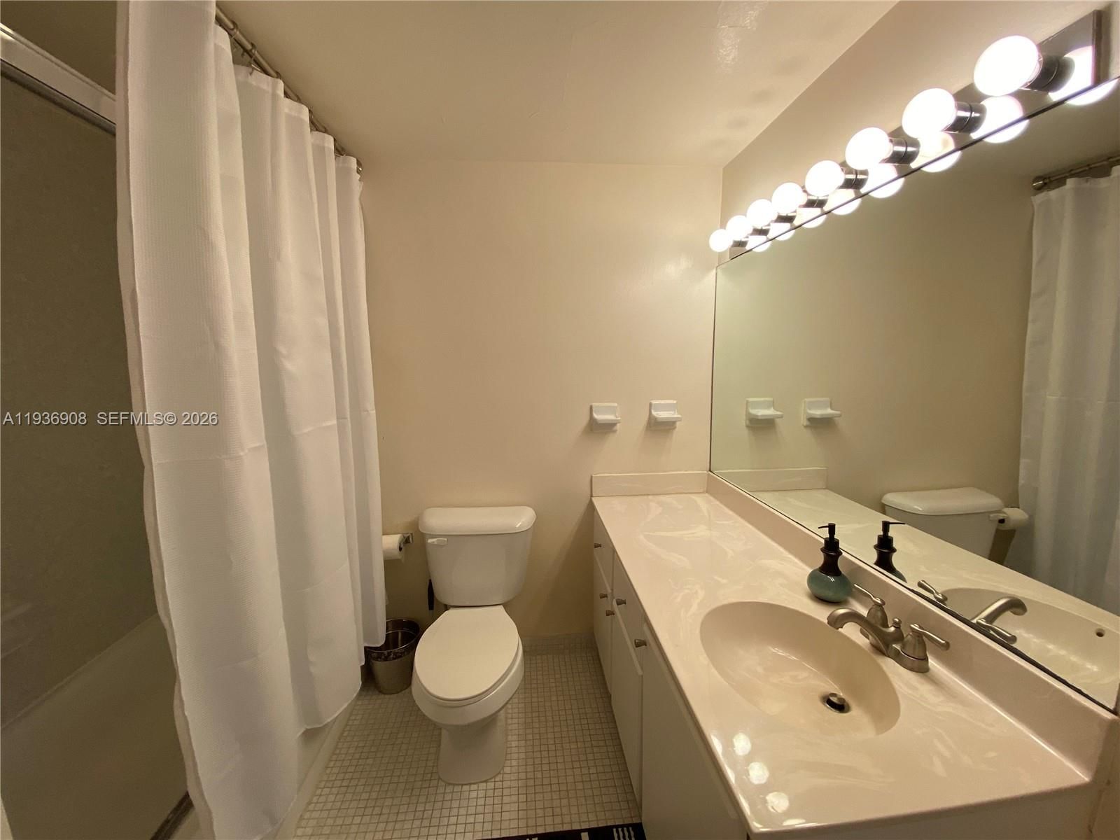 Real estate property located at 1000 West Ave #723, Miami-dade, Mirador 1000 Condo, Miami Beach, FL