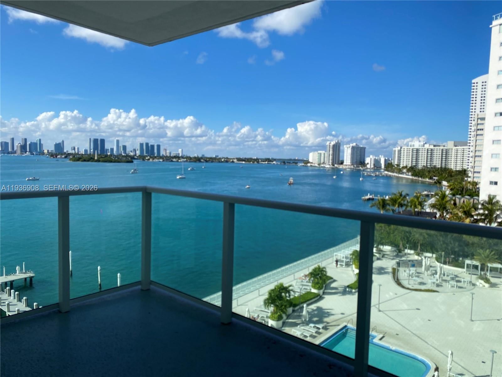 Real estate property located at 1000 West Ave #723, Miami-dade, Mirador 1000 Condo, Miami Beach, FL