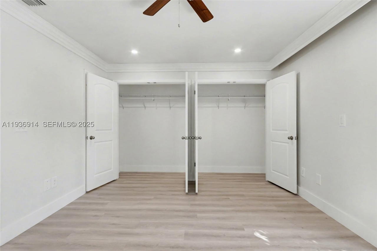 Real estate property located at 523 38th St #6, Miami-dade, Corona Bay Townhouses Con, Miami, FL