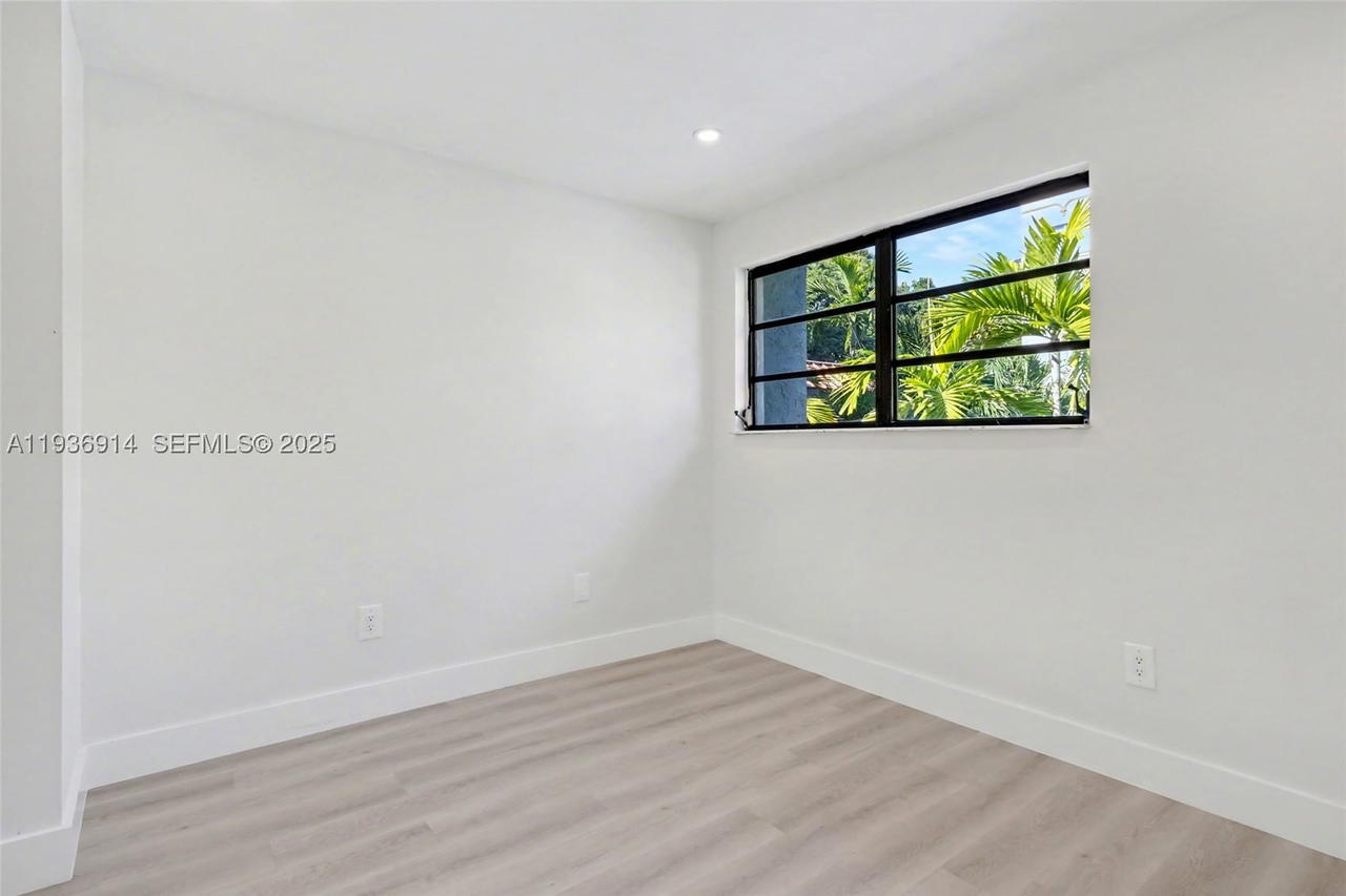 Real estate property located at 523 38th St #6, Miami-dade, Corona Bay Townhouses Con, Miami, FL