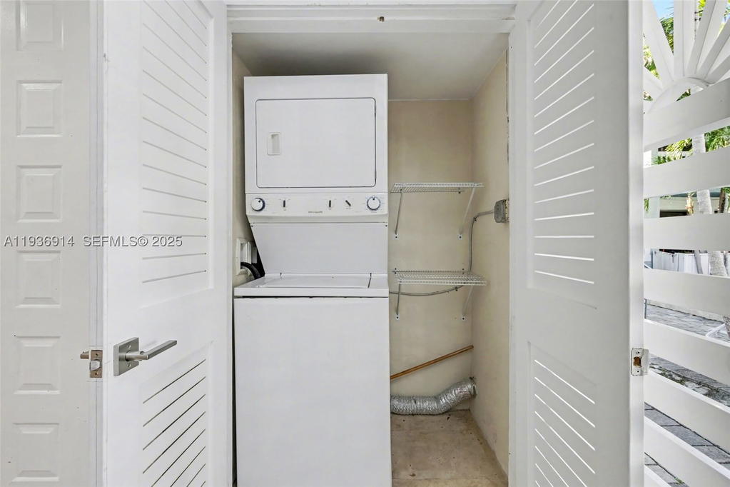 Real estate property located at 523 38th St #6, Miami-dade, Corona Bay Townhouses Con, Miami, FL