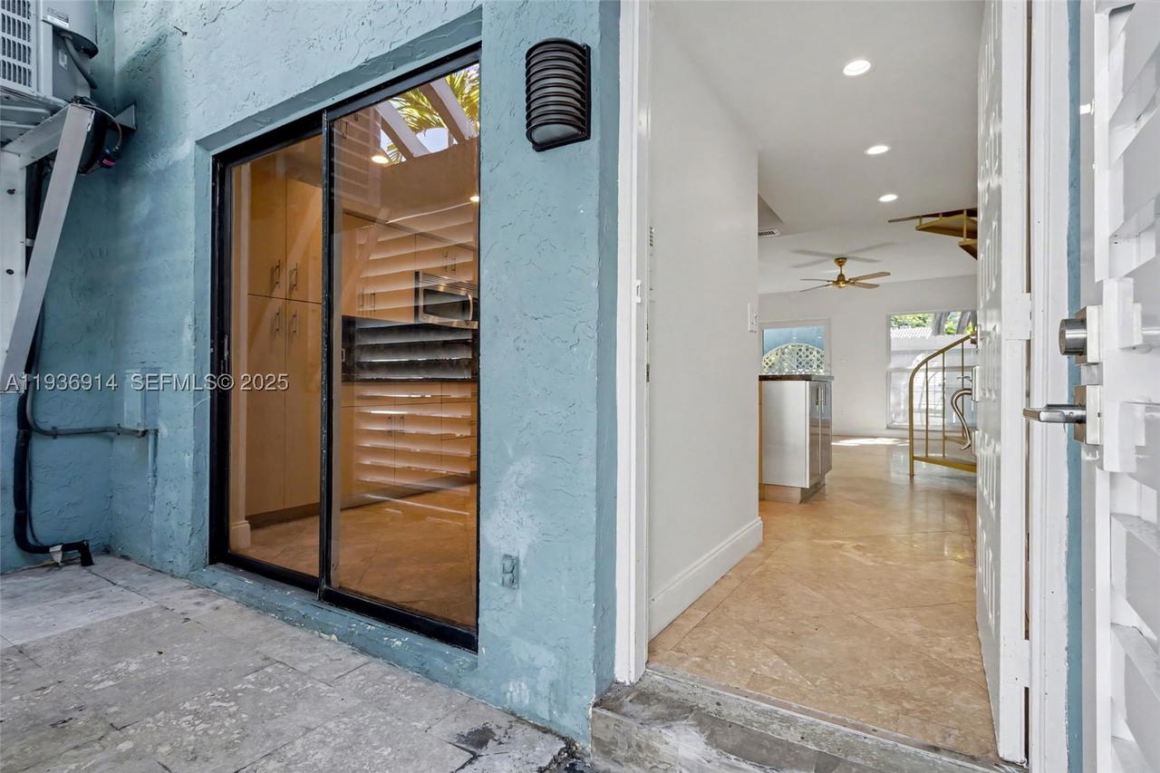 Real estate property located at 523 38th St #6, Miami-dade, Corona Bay Townhouses Con, Miami, FL