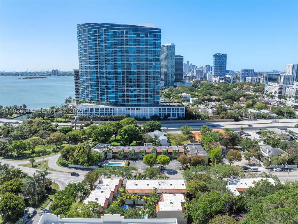 Real estate property located at 523 38th St #6, Miami-dade, Corona Bay Townhouses Con, Miami, FL
