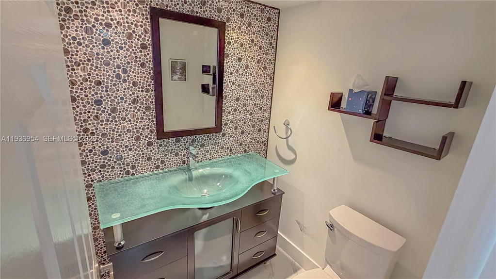 Real estate property located at 3525 Magellan Cir, Miami-dade, Mariner Village Garden Co, Aventura, FL