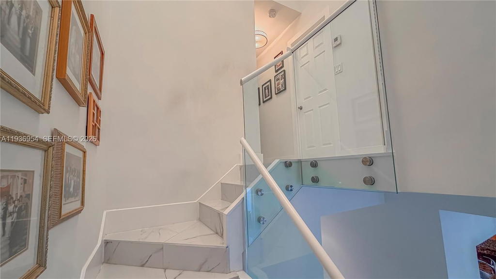 Real estate property located at 3525 Magellan Cir, Miami-dade, Mariner Village Garden Co, Aventura, FL