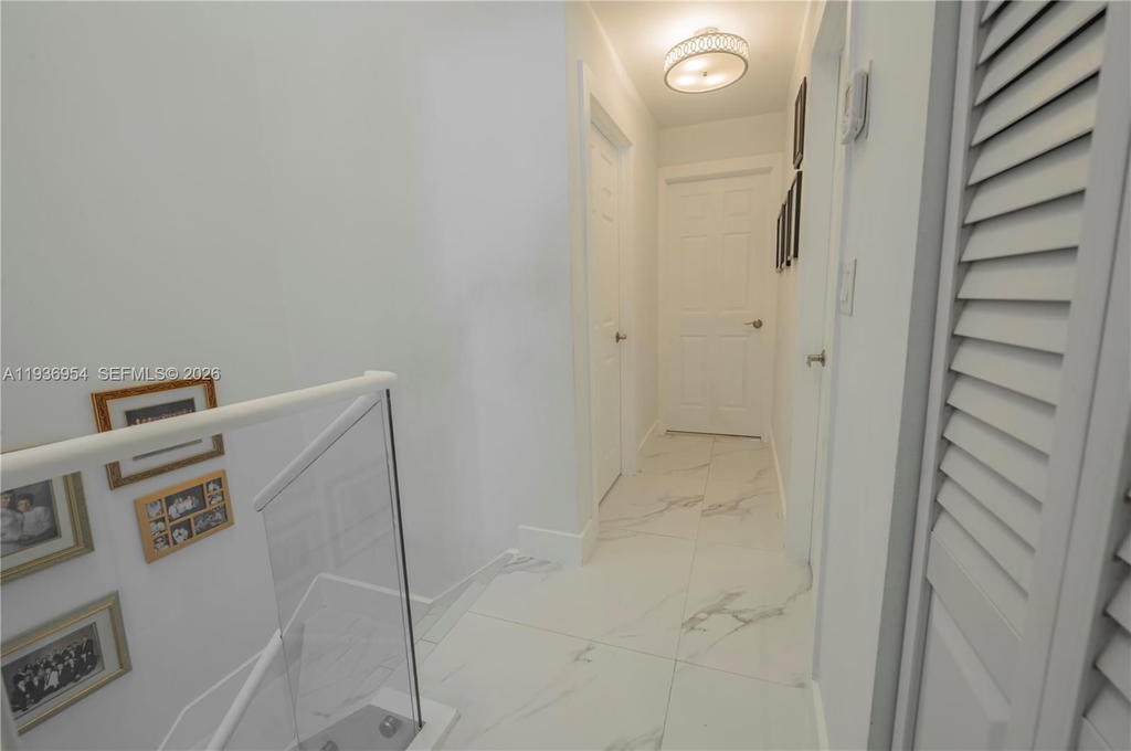 Real estate property located at 3525 Magellan Cir, Miami-dade, Mariner Village Garden Co, Aventura, FL