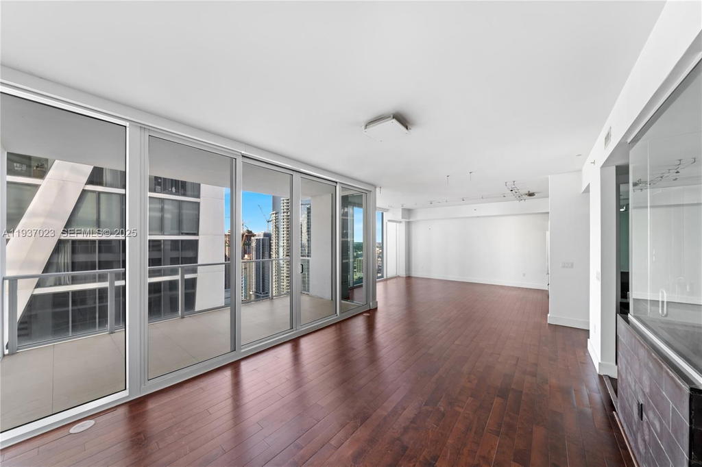 Real estate property located at 1040 Biscayne Blvd #4108, Miami-dade, Ten Museum Pk Residential, Miami, FL