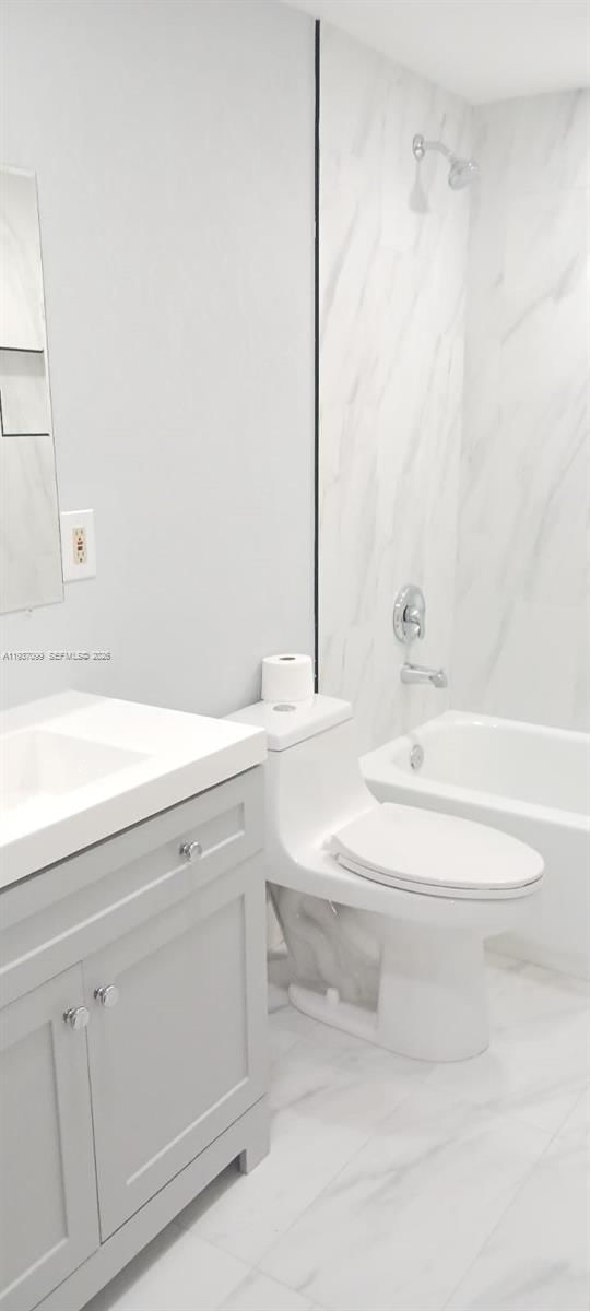 Real estate property located at 1570 151 St #102, Miami-dade, The Lofts Town Villas Con, Miami, FL
