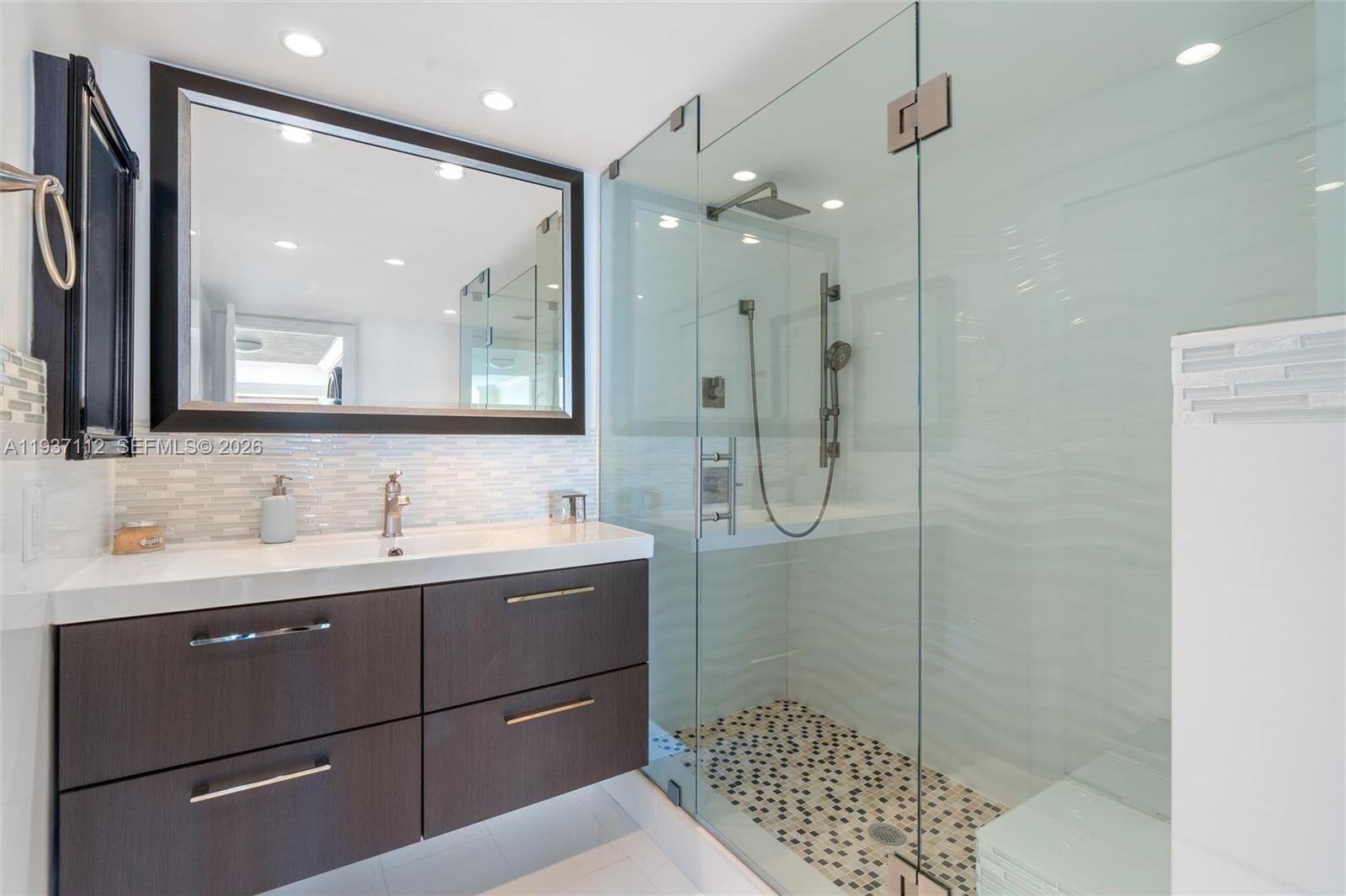 Real estate property located at 2200 Ocean Ln #2903, Broward, Point Of Americas Ii, Fort Lauderdale, FL
