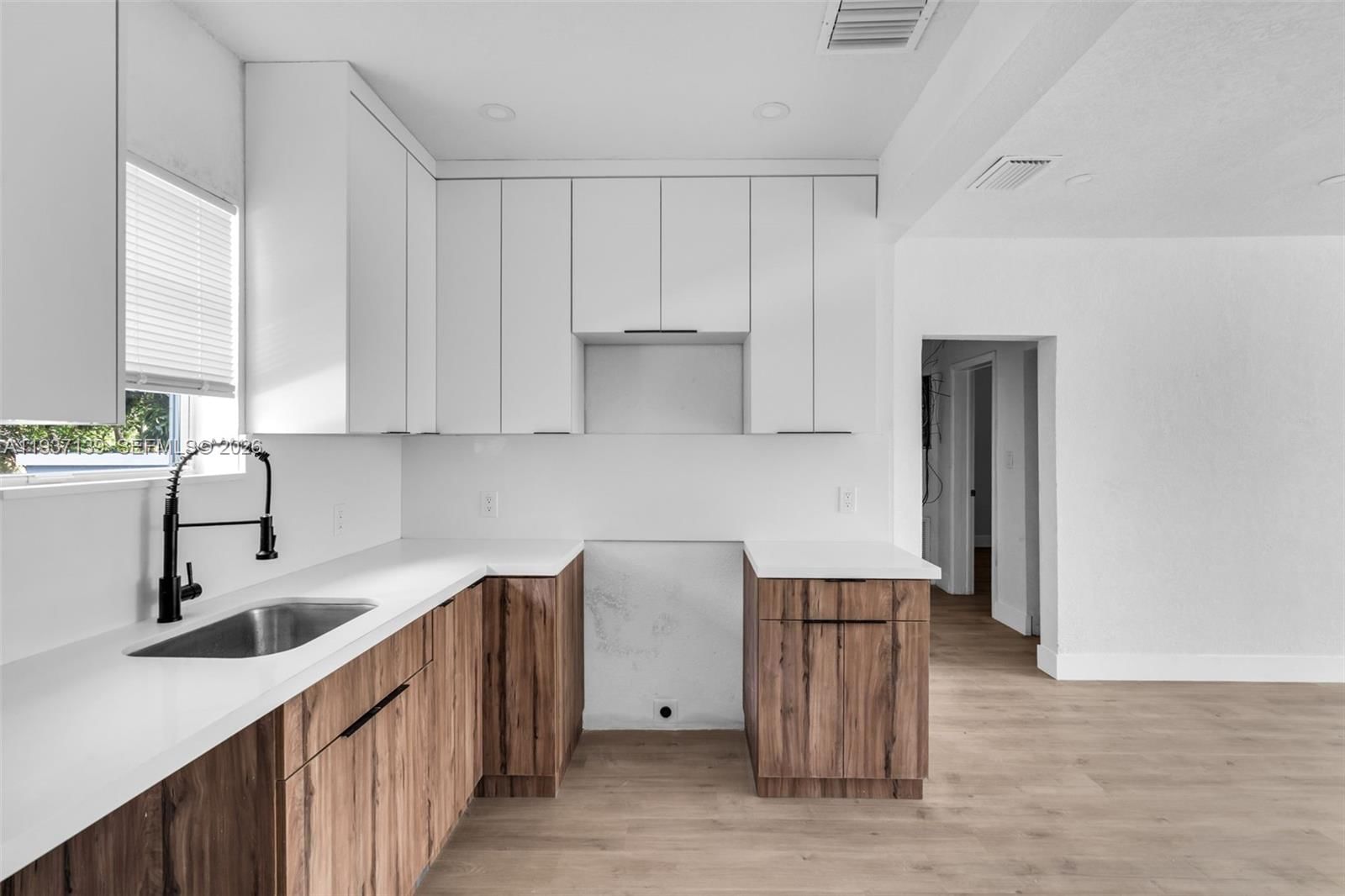 Real estate property located at 975 134th St, Miami-dade, Biscayne Village Heights, North Miami, FL