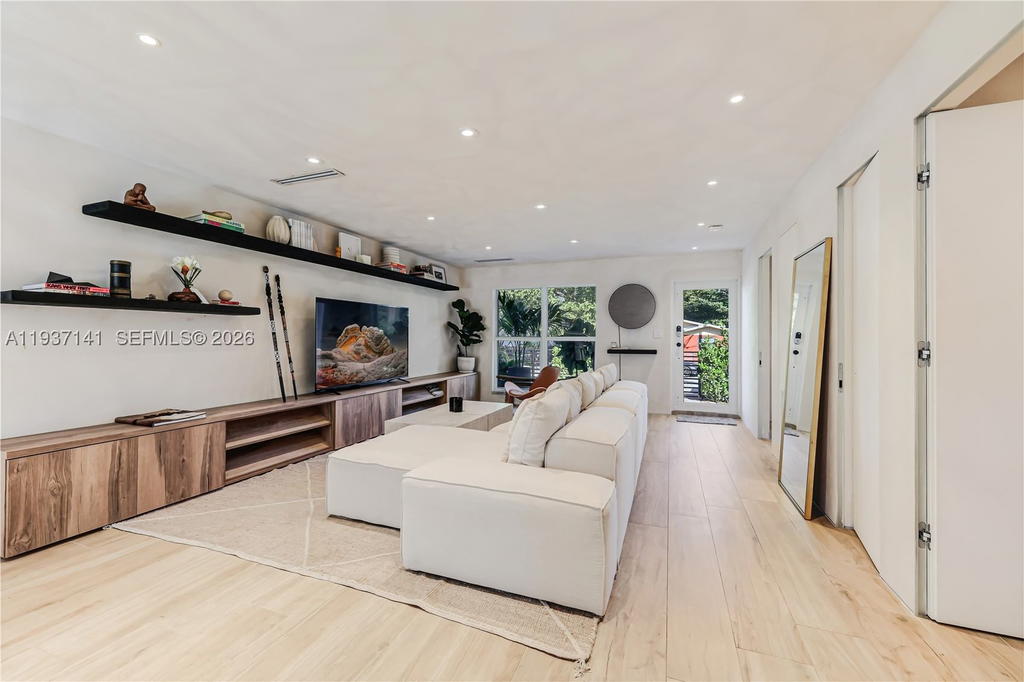 Real estate property located at 254 43rd St, Miami-dade, Columbia Park Corr Pl, Miami, FL