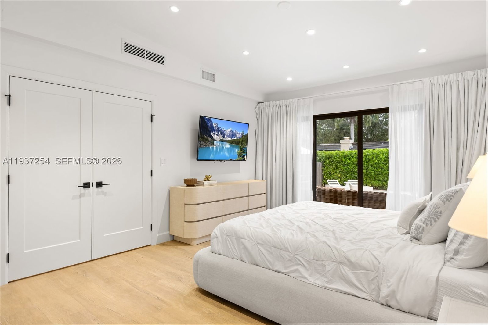 Real estate property located at 800 72nd St, Miami-dade, Washington Place, Miami, FL