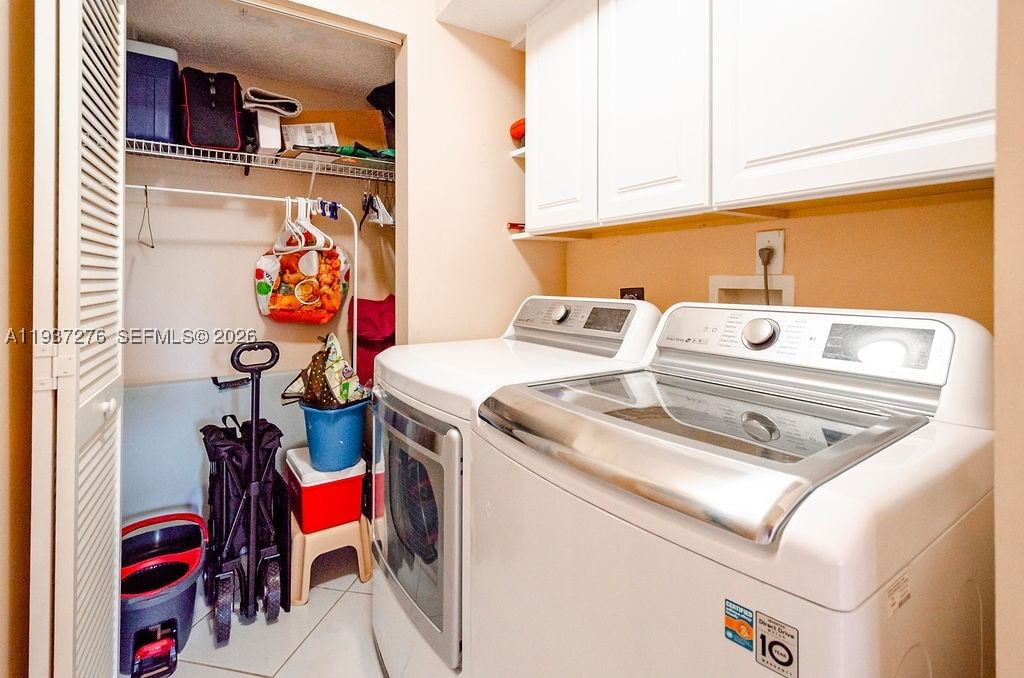 Real estate property located at 2601 Nob Hill Rd #402, Broward, Sunrise Lakes 201 Condo, Sunrise, FL