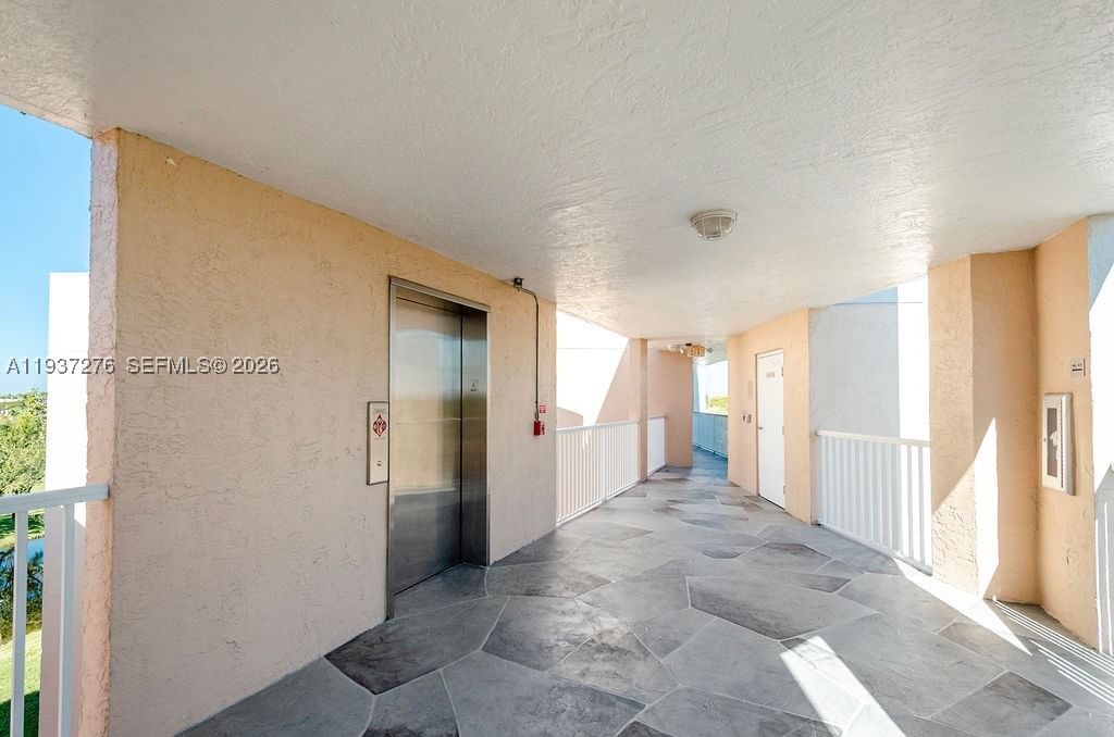 Real estate property located at 2601 Nob Hill Rd #402, Broward, Sunrise Lakes 201 Condo, Sunrise, FL