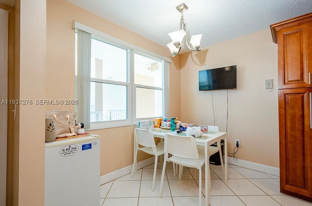 Real estate property located at 2601 Nob Hill Rd #402, Broward, Sunrise Lakes 201 Condo, Sunrise, FL