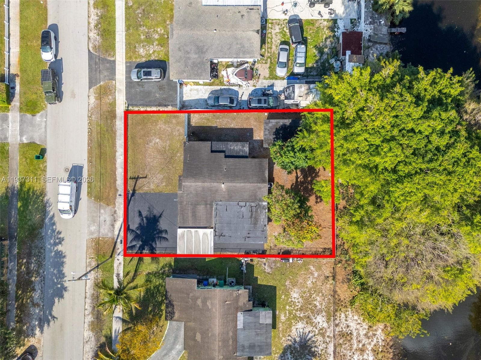 Real estate property located at 18611 28th Pl, Miami-dade, Carol City 4th Addn, Miami Gardens, FL