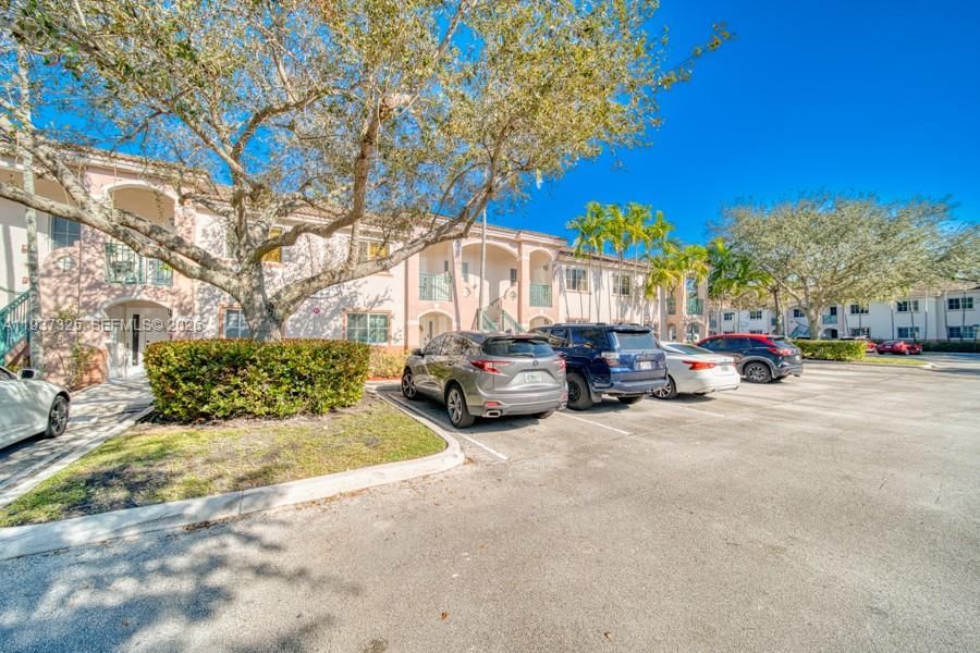 Real estate property located at 7785 22nd Ct #104, Broward, Preserve At Walnut Creek, Pembroke Pines, FL