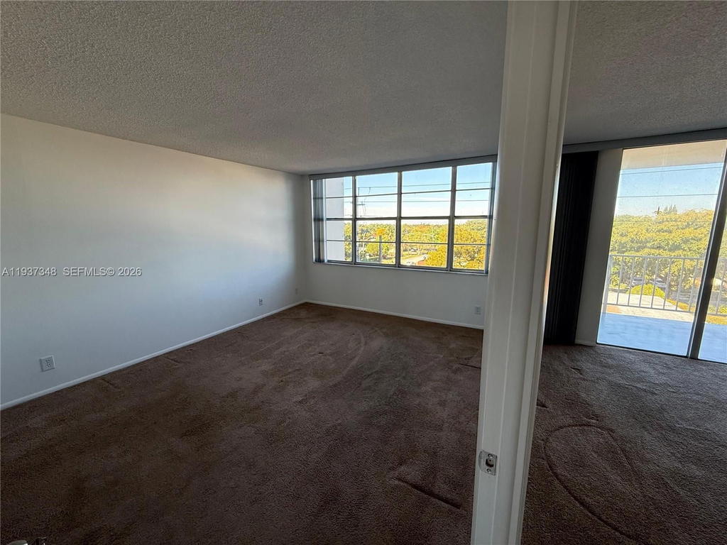 Real estate property located at 16740 9th Ave #405, Miami-dade, Gateway House Condo - Nor, North Miami Beach, FL