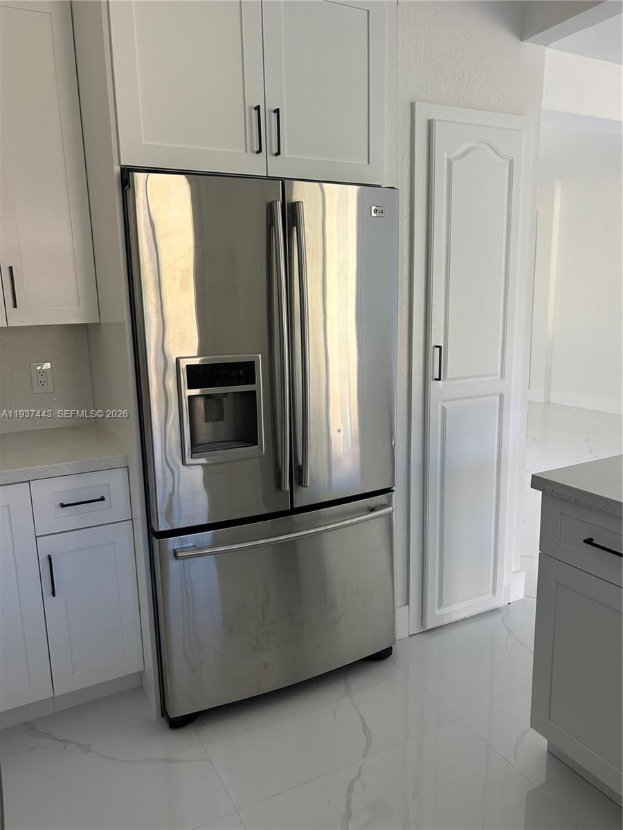 Real estate property located at 7729 194th Ter, Miami-dade, Spanish Lakes 1st Addn, Hialeah, FL