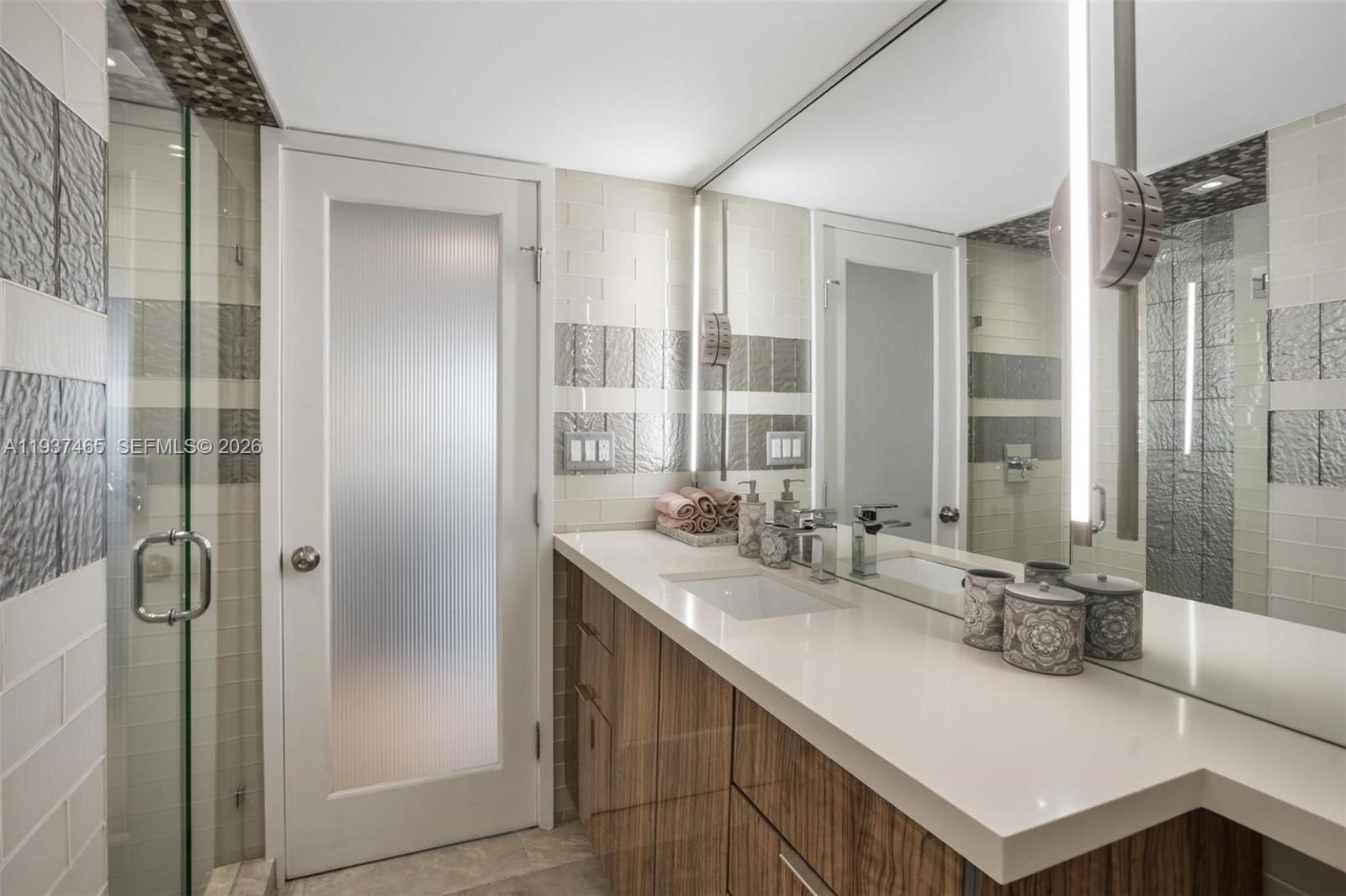 Real estate property located at 5225 Collins Ave #1221, Miami-dade, The Alexander Condo, Miami Beach, FL
