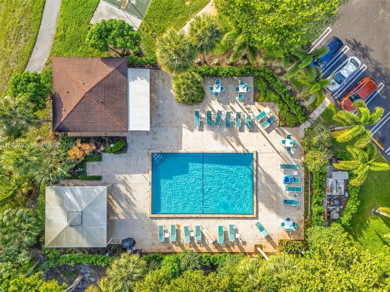 Real estate property located at 3095 Course Dr #201, Broward, No 52 Palm-aire Country C, Pompano Beach, FL